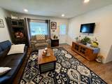 1460 King Rd E - Photo 4