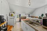 209 Park St E - Photo 13