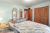 1043 Maple St E - Photo 17