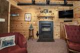 2086W Collins Rd - Photo 11