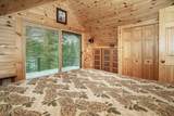 2086W Collins Rd - Photo 17