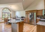 7310 Deerwood Rd - Photo 20