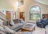 7310 Deerwood Rd - Photo 7