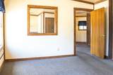 906 Center Ave N - Photo 17