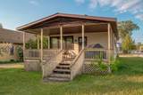 638 Margaret St - Photo 5