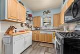 638 Margaret St - Photo 9