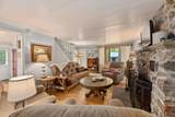 9042 Sand Lake Rd - Photo 23