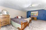 2145 Pinewood Dr - Photo 17