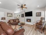 1660 Anthony Dr - Photo 4