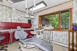 9758 Lake Ave - Photo 18