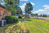 9758 Lake Ave - Photo 40