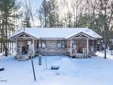 1074 Circle Dr - Photo 19