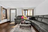 421 Thayer St - Photo 10