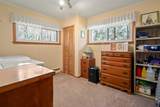 1043 Maple St E - Photo 22