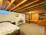 1043 Maple St E - Photo 26
