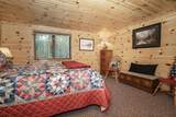 2086W Collins Rd - Photo 16