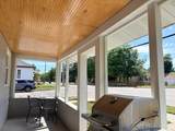 35 Randall Ave - Photo 3