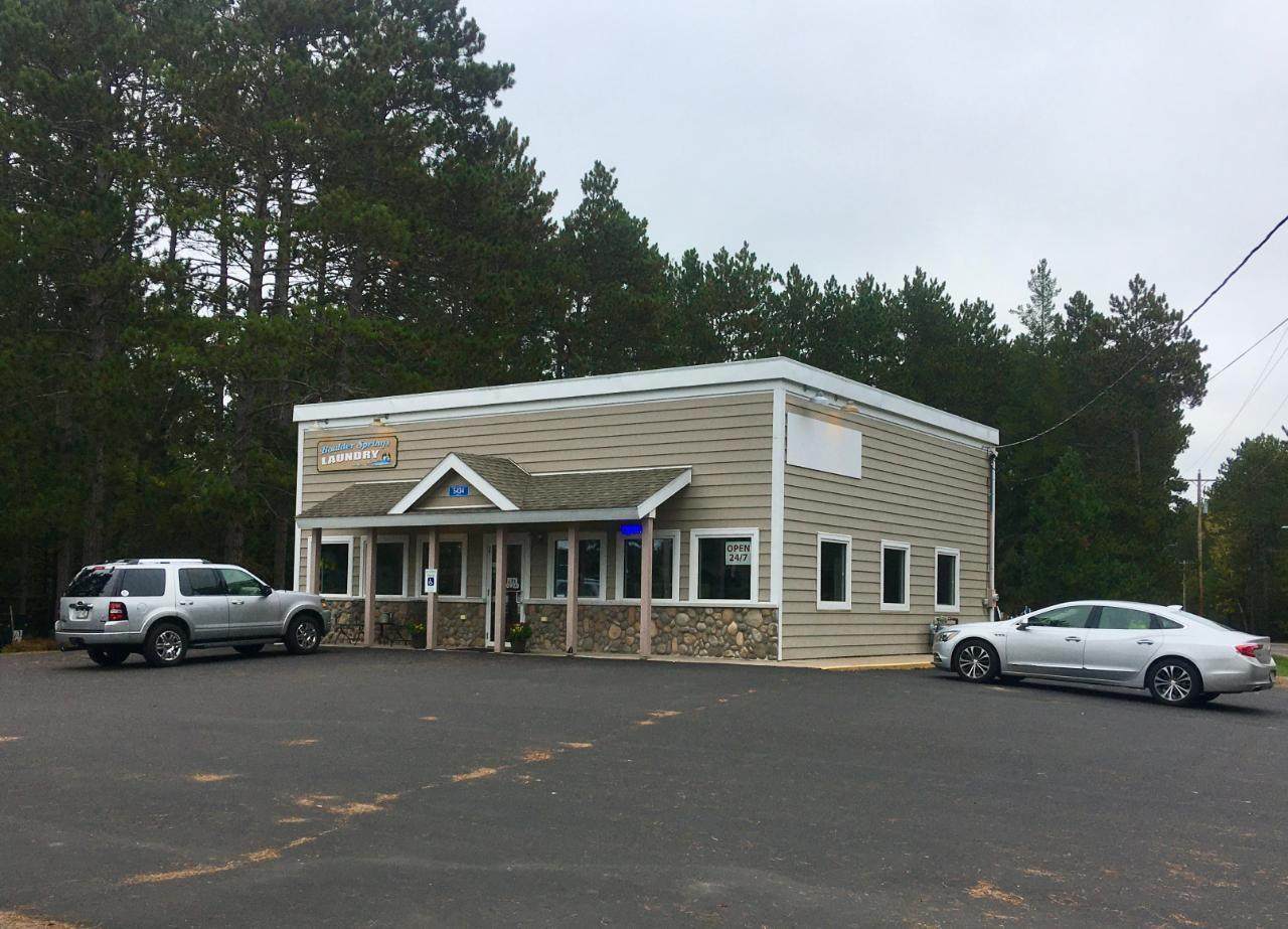 https://bt-photos.global.ssl.fastly.net/northwoods/orig_boomver_1_211573-2.jpg