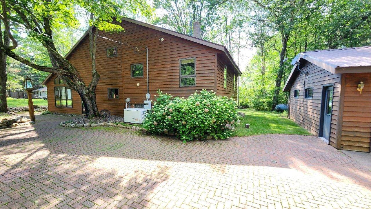 https://bt-photos.global.ssl.fastly.net/northwoods/orig_boomver_1_213058-2.jpg