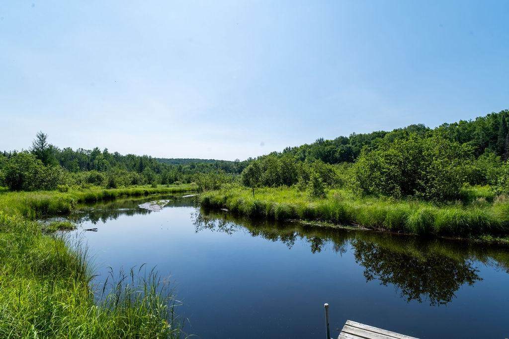 https://bt-photos.global.ssl.fastly.net/northwoods/orig_boomver_1_213072-2.jpg