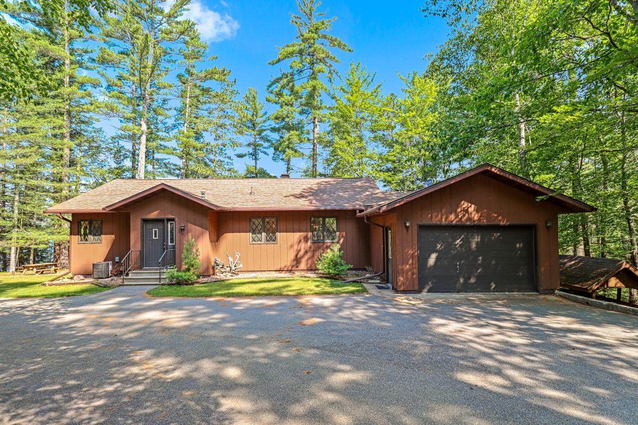 1557 Birchwood Dr - Photo 1