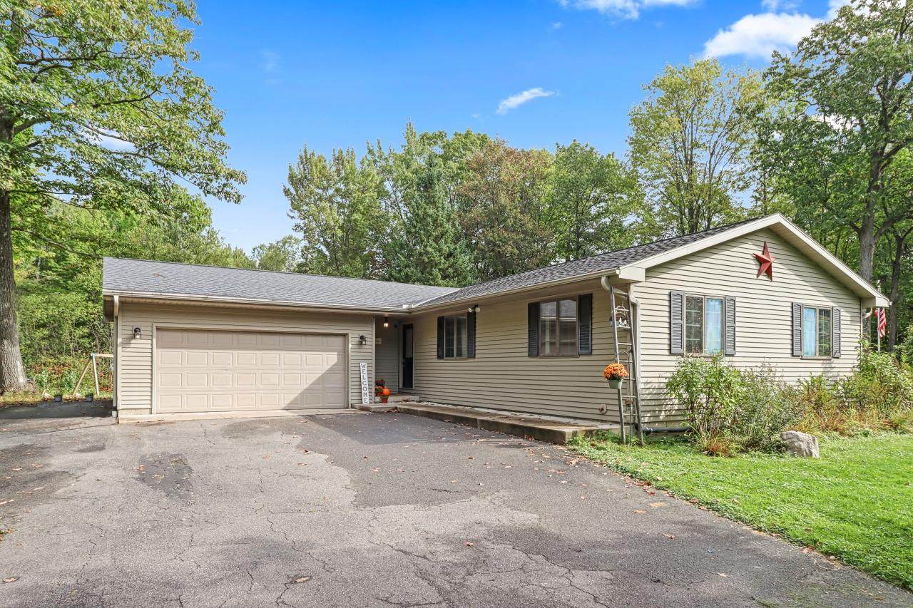 7214 Woodcrest Cr - Photo 1