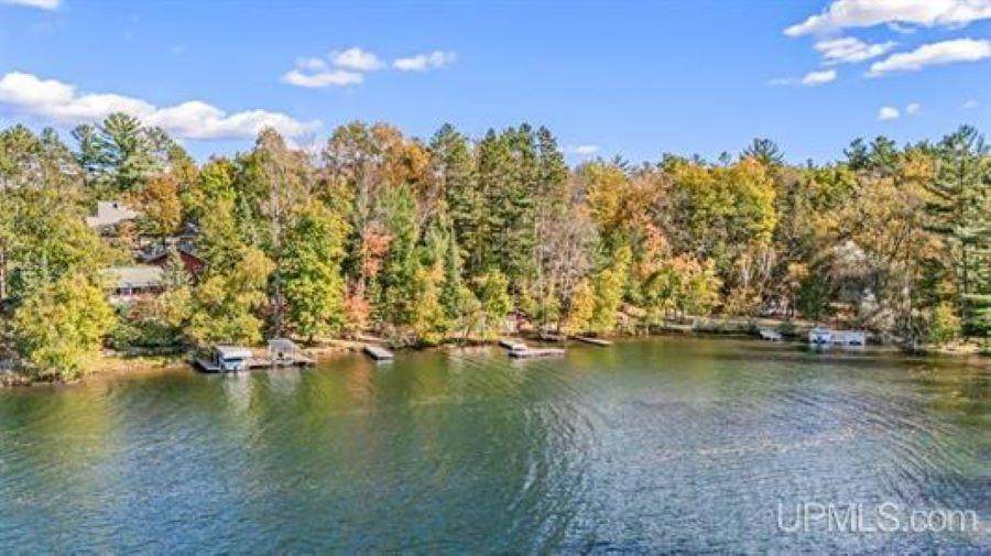 1487 Town Rd U - Photo 1