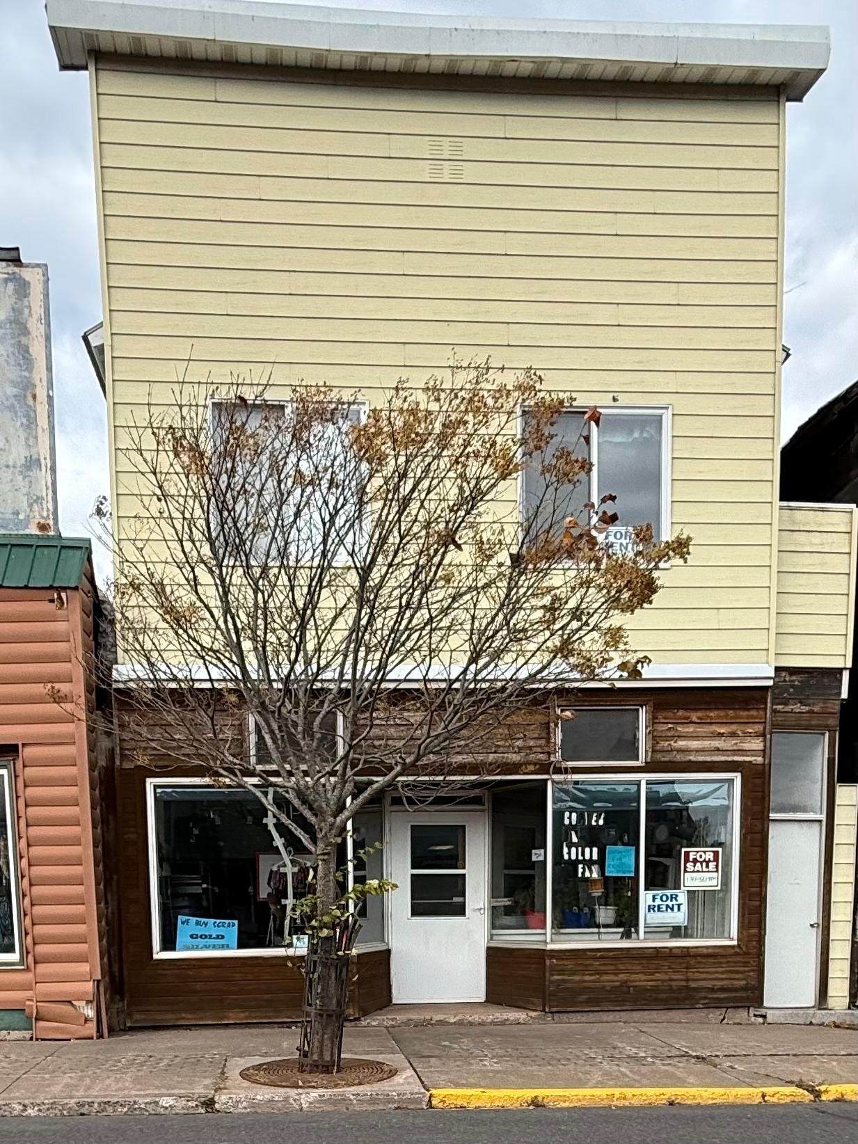 122 Aurora St W - Photo 1