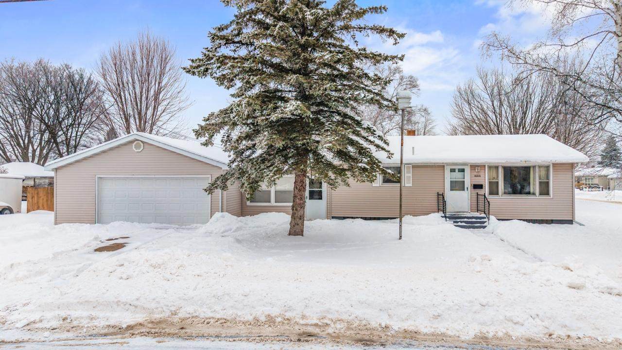 1600 Breen Ave W - Photo 1