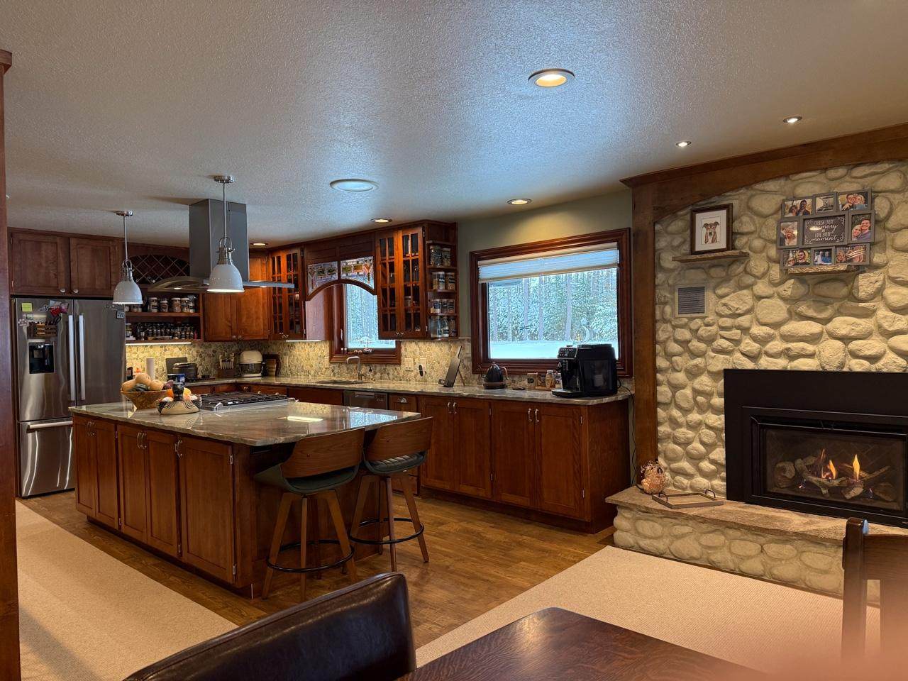 https://bt-photos.global.ssl.fastly.net/northwoods/orig_boomver_1_215730-2.jpg