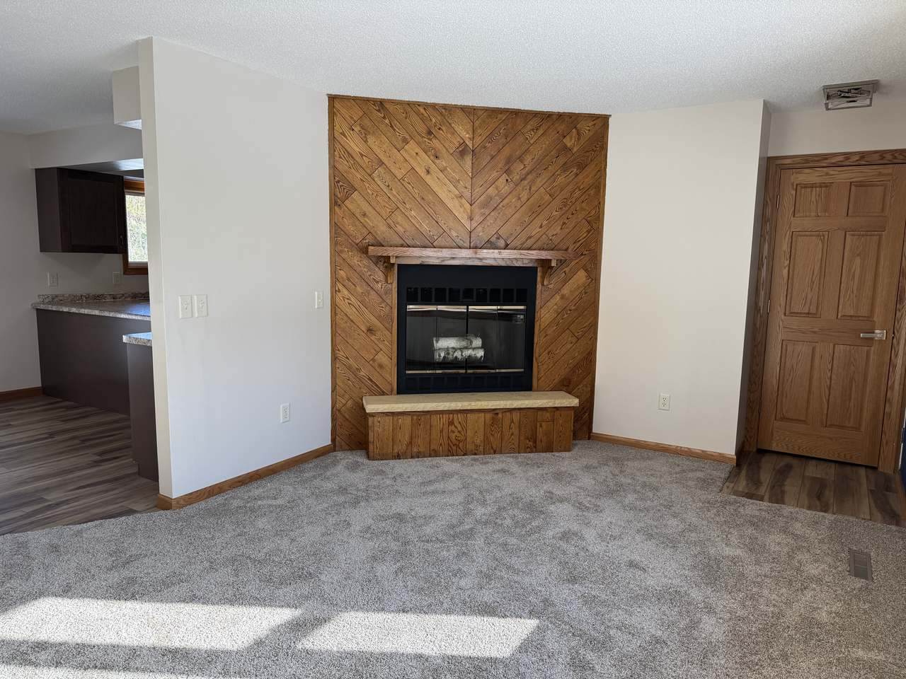 https://bt-photos.global.ssl.fastly.net/northwoods/orig_boomver_1_215779-2.jpg