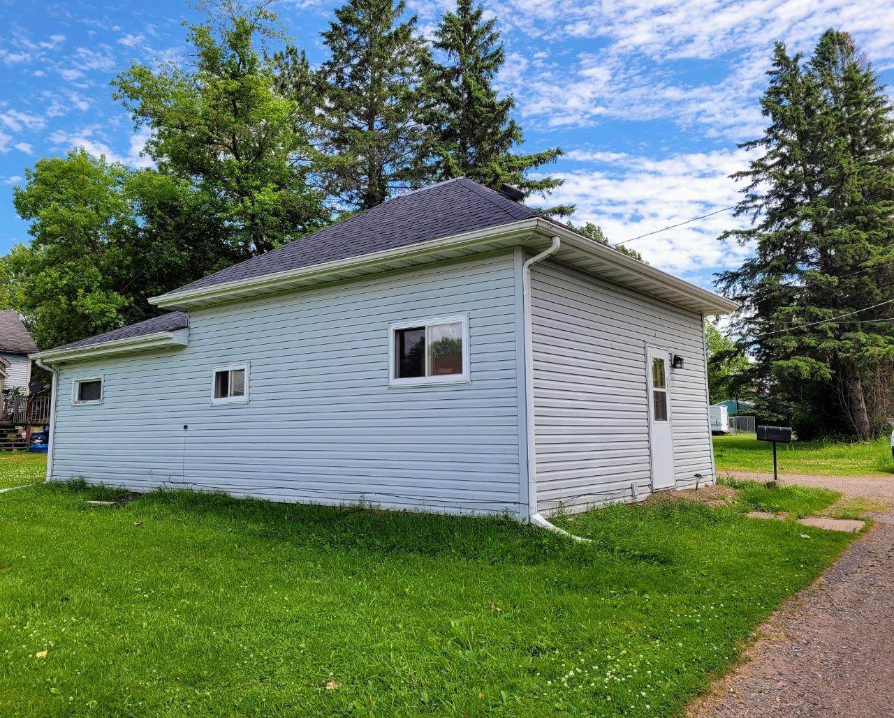 https://bt-photos.global.ssl.fastly.net/northwoods/orig_boomver_1_216259-2.jpg