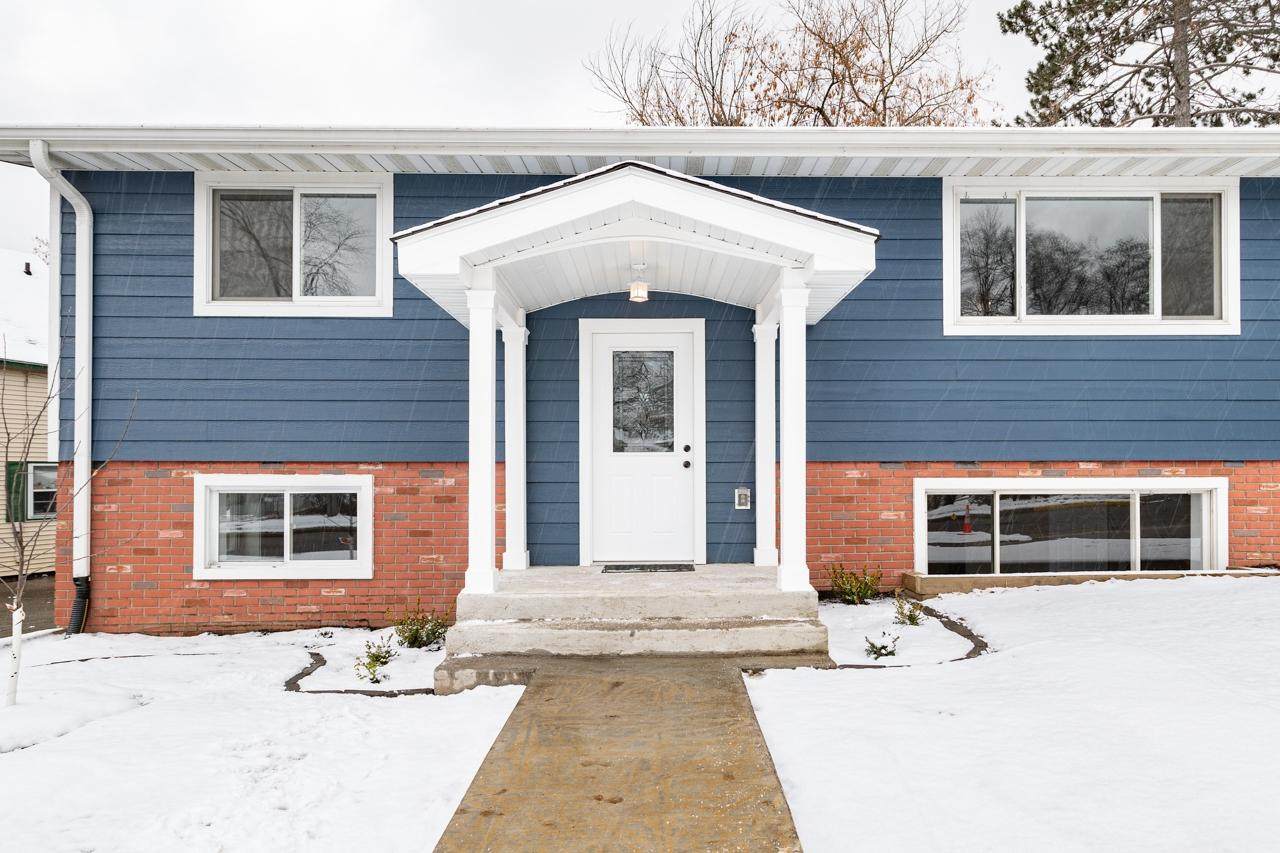 665 Davenport St W - Photo 1