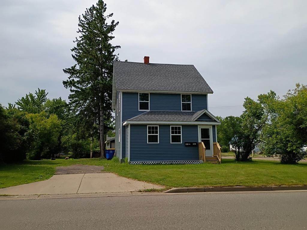 501 9TH ST E - Photo 1