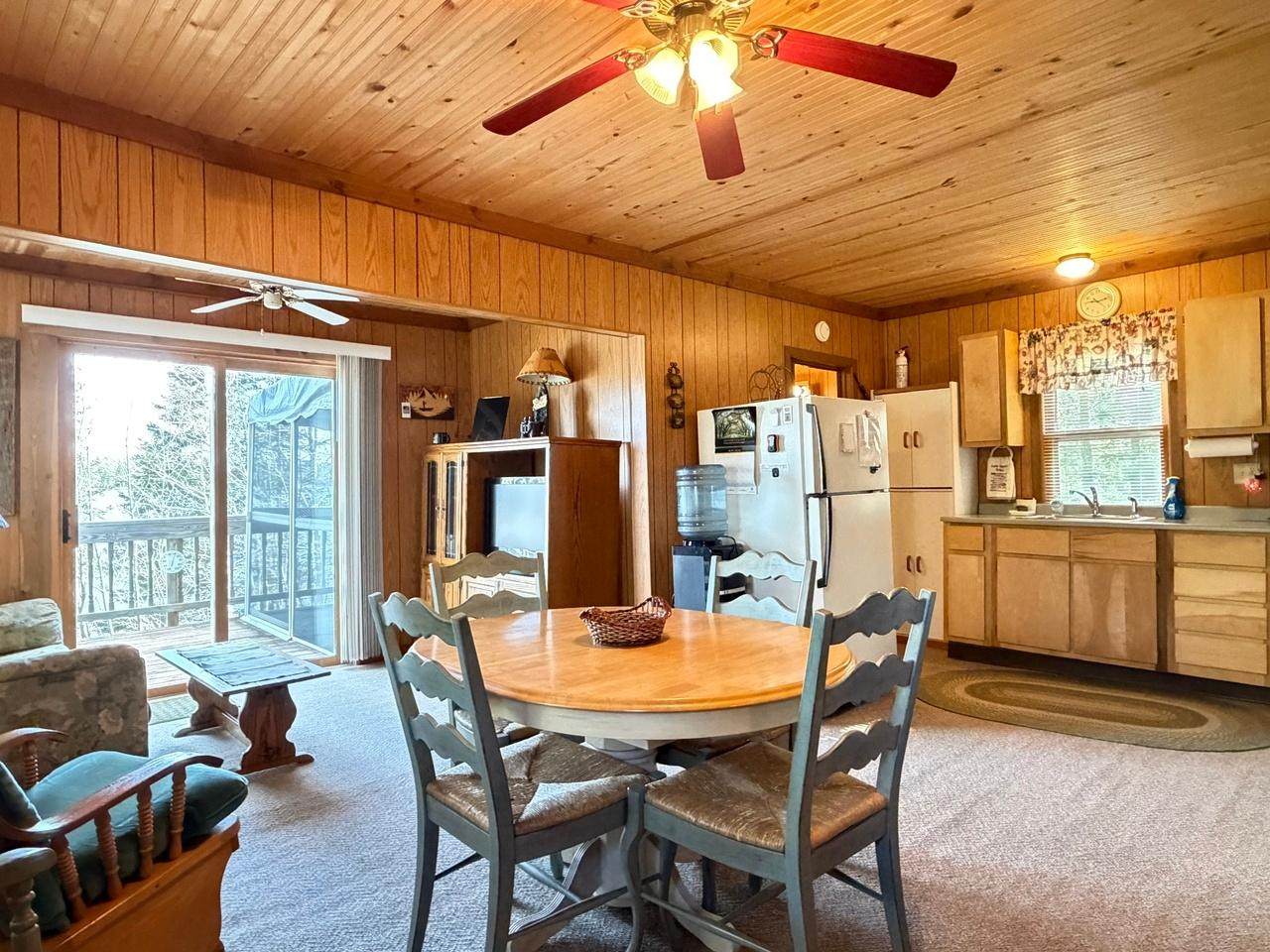 https://bt-photos.global.ssl.fastly.net/northwoods/orig_boomver_1_216871-2.jpg