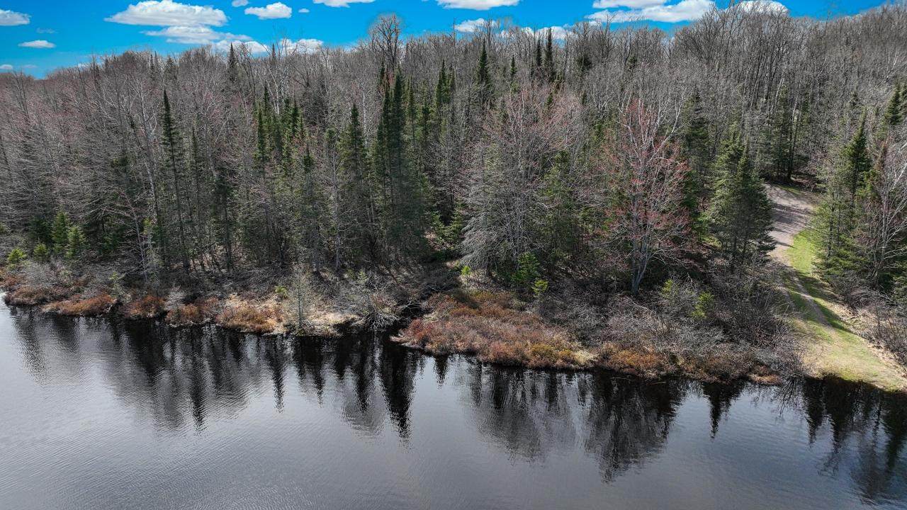 https://bt-photos.global.ssl.fastly.net/northwoods/orig_boomver_1_216942-2.jpg