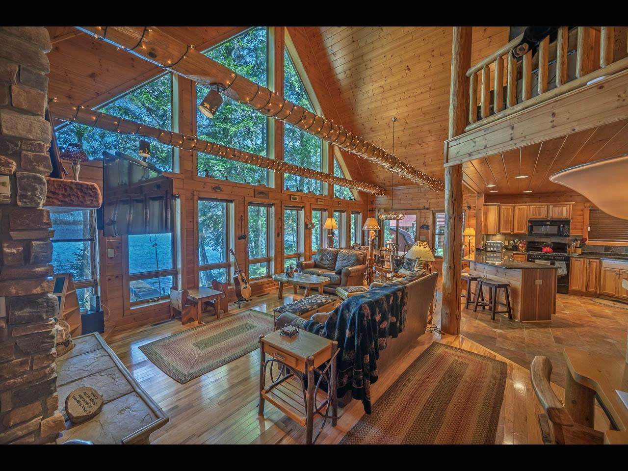 https://bt-photos.global.ssl.fastly.net/northwoods/orig_boomver_1_217039-2.jpg