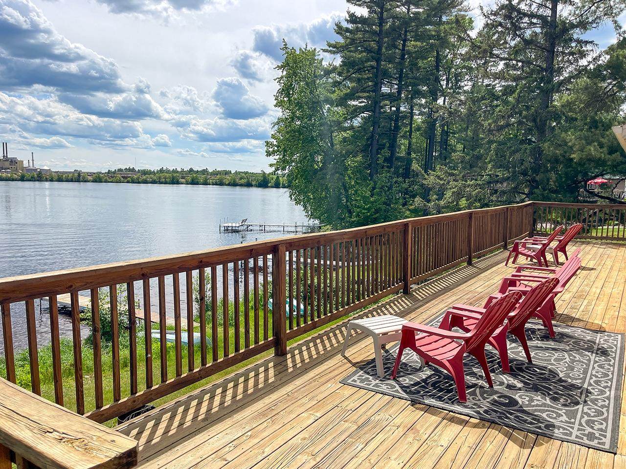 https://bt-photos.global.ssl.fastly.net/northwoods/orig_boomver_1_217052-2.jpg