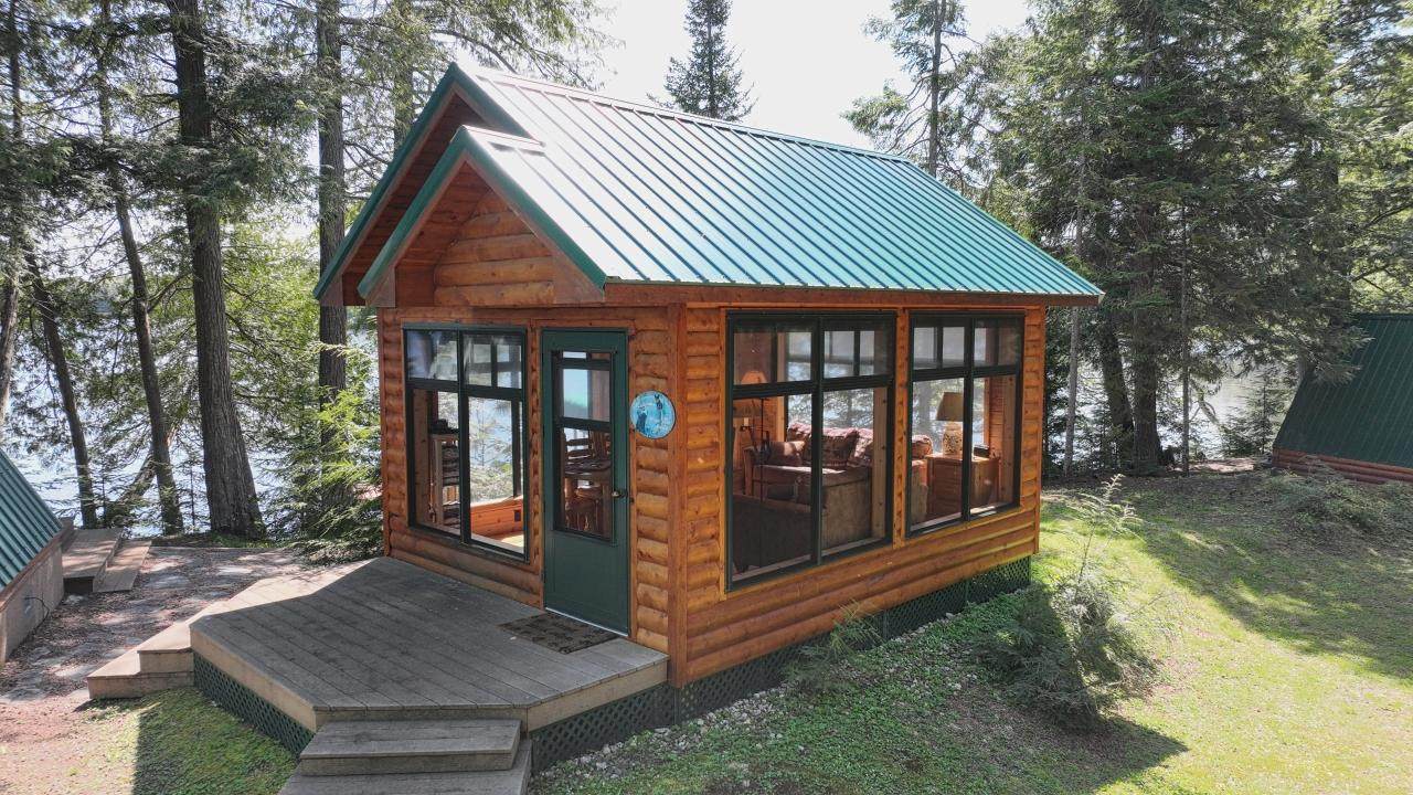 https://bt-photos.global.ssl.fastly.net/northwoods/orig_boomver_1_217414-2.jpg