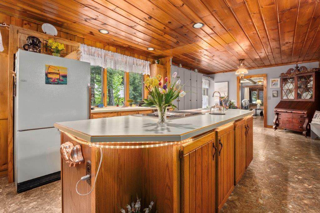 https://bt-photos.global.ssl.fastly.net/northwoods/orig_boomver_1_217653-2.jpg