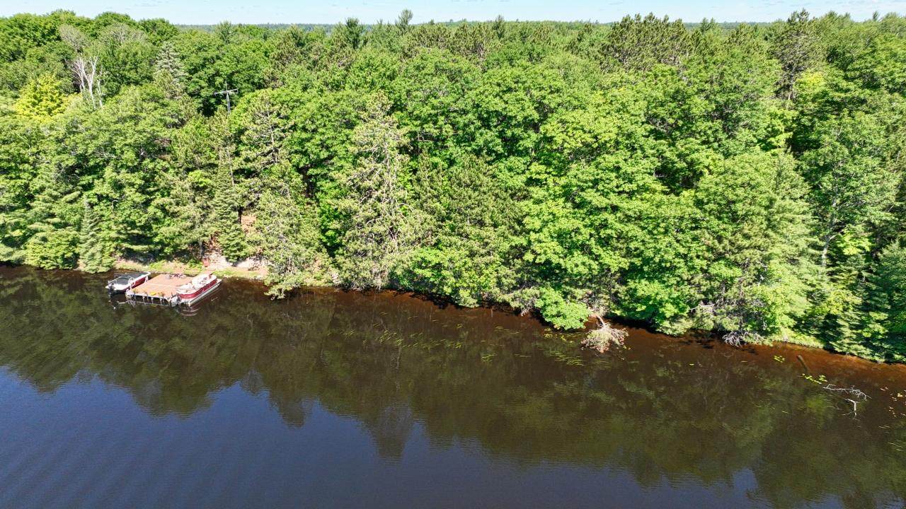 https://bt-photos.global.ssl.fastly.net/northwoods/orig_boomver_1_218083-2.jpg