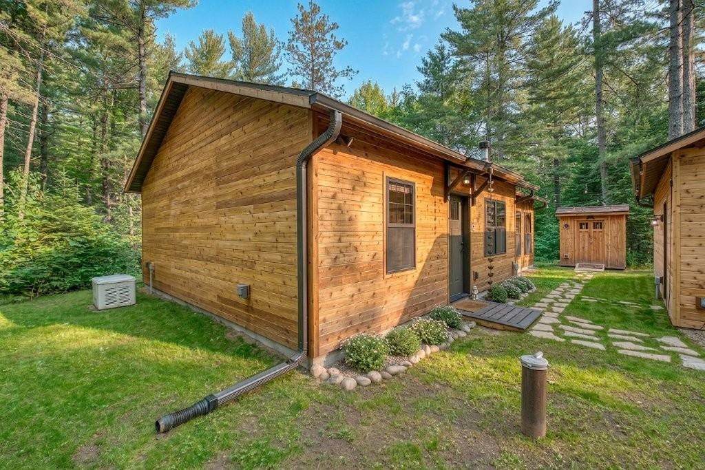 https://bt-photos.global.ssl.fastly.net/northwoods/orig_boomver_1_218278-2.jpg
