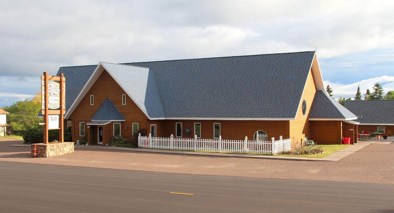https://bt-photos.global.ssl.fastly.net/northwoods/orig_boomver_1_218381-2.jpg