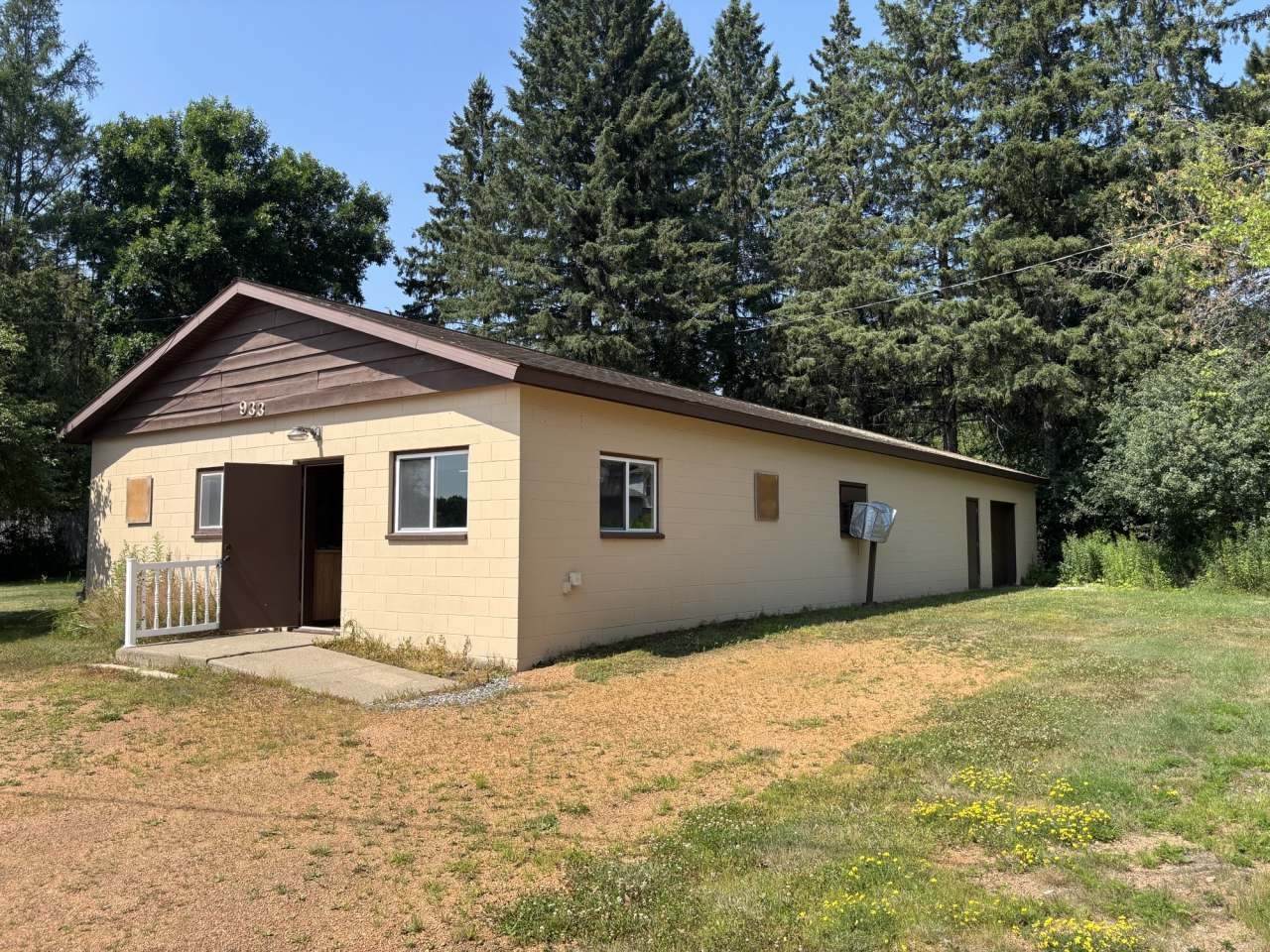 933-927 Pinos St - Photo 1