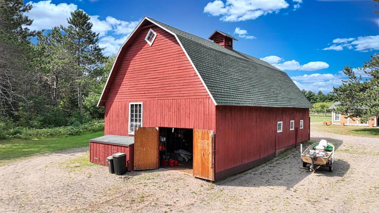 https://bt-photos.global.ssl.fastly.net/northwoods/orig_boomver_1_219086-2.jpg