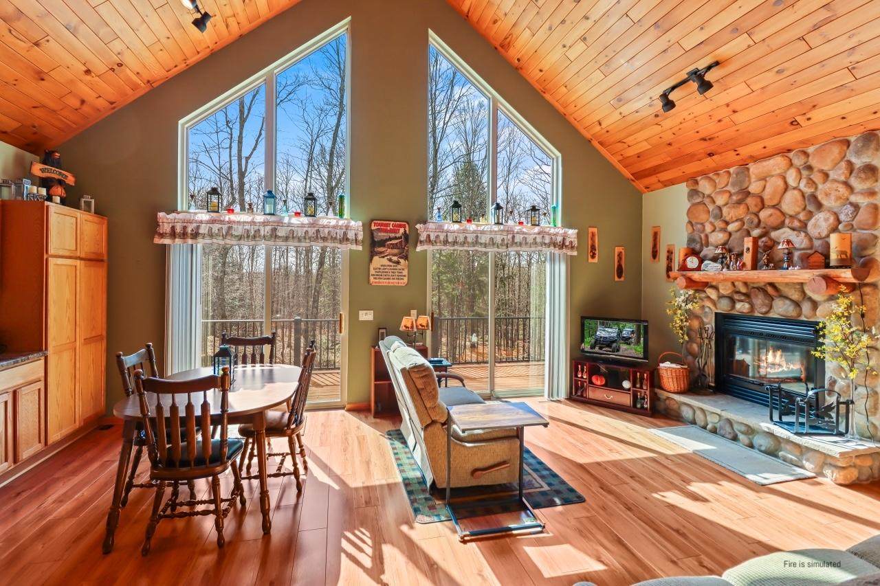 https://bt-photos.global.ssl.fastly.net/northwoods/orig_boomver_2_216756-2.jpg
