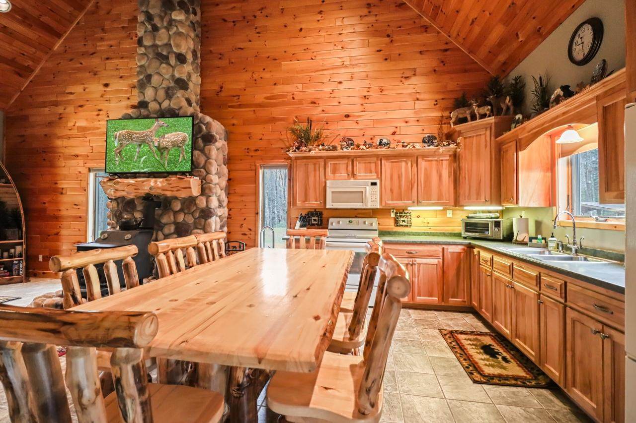 https://bt-photos.global.ssl.fastly.net/northwoods/orig_boomver_2_216781-2.jpg