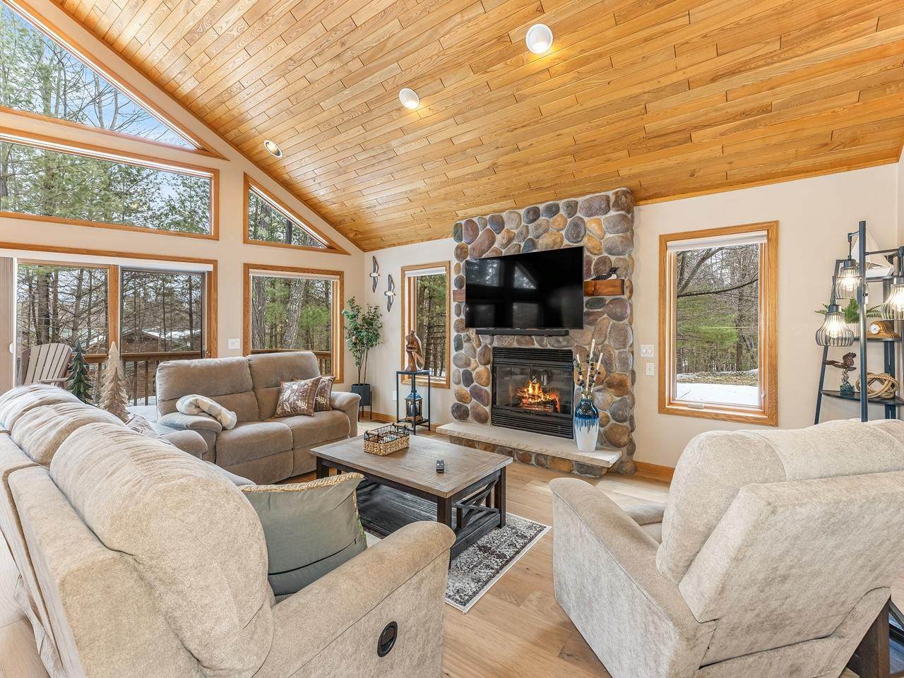 https://bt-photos.global.ssl.fastly.net/northwoods/orig_boomver_3_216193-2.jpg