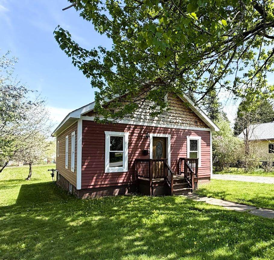 1170 2ND AVE - Photo 1