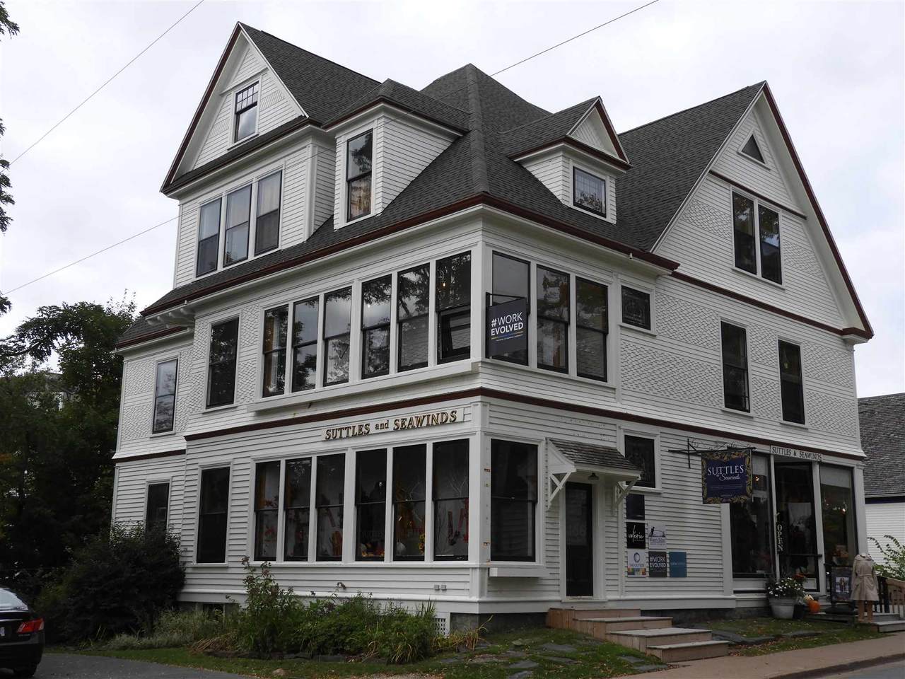 466 Main Street - Photo 1